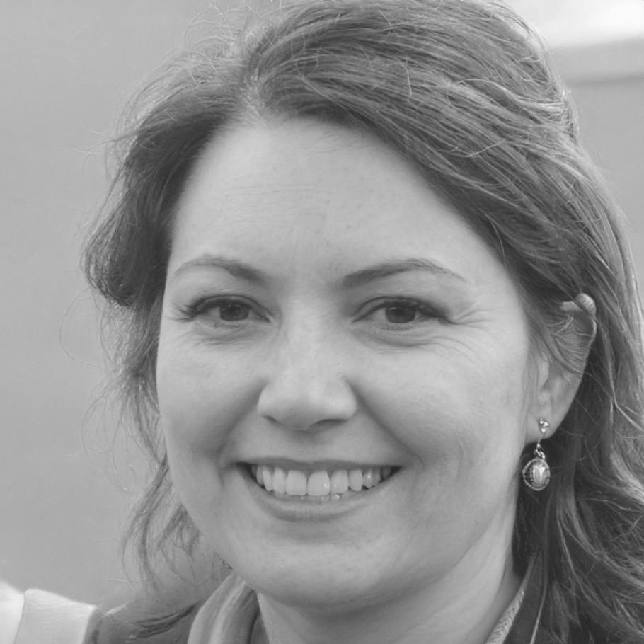 Sarah Whitfield, Senior Finance Instructor